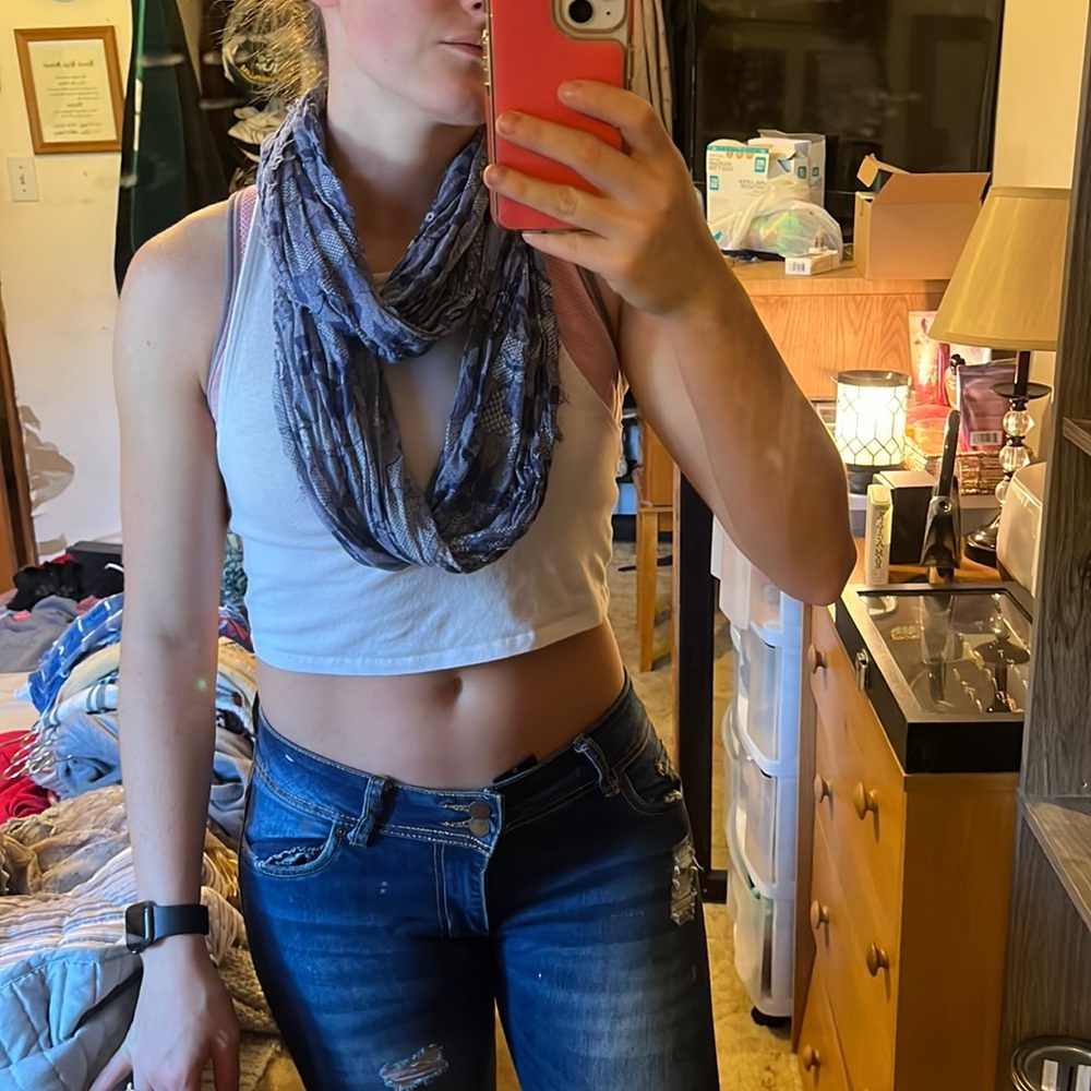Infinity scarf